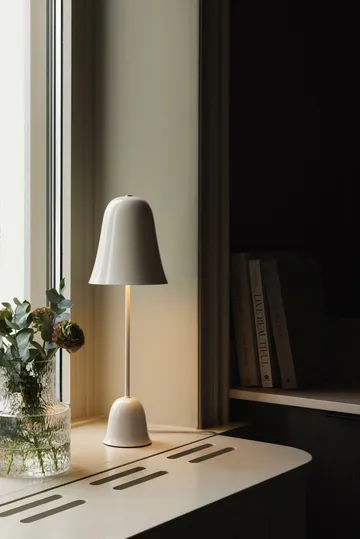 Blåklockan bordlampe - Elfenbenshvid (hvid), Ø16xH50 cm - Globen Lighting