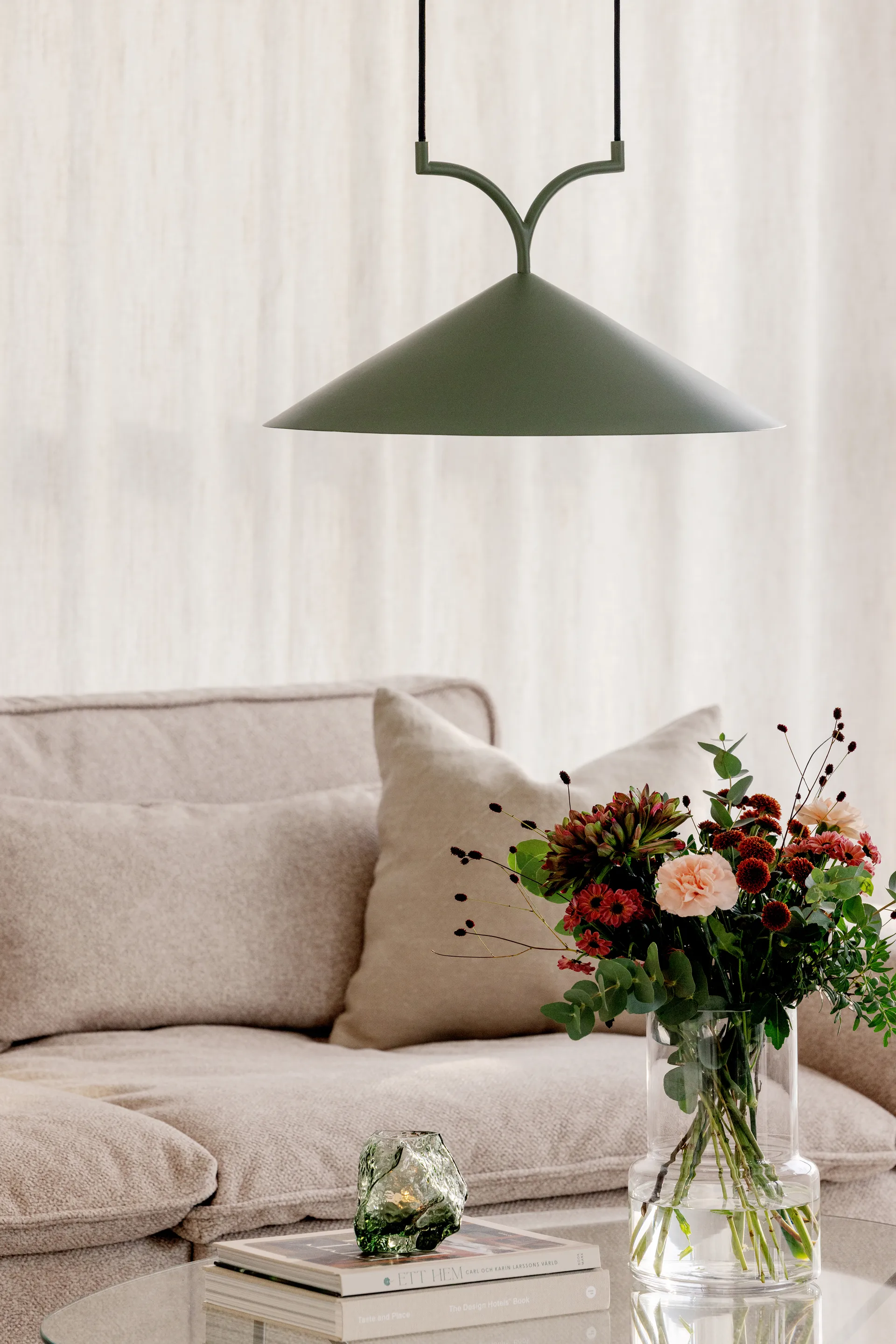 Curve pendel 50, Grøn Globen Lighting