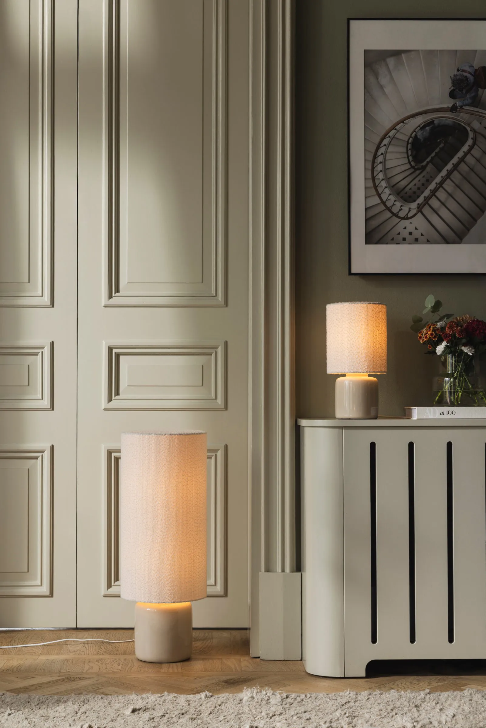 Florian bordlampe, Hvid bouclé/beige, Ø20x39 cm Globen Lighting