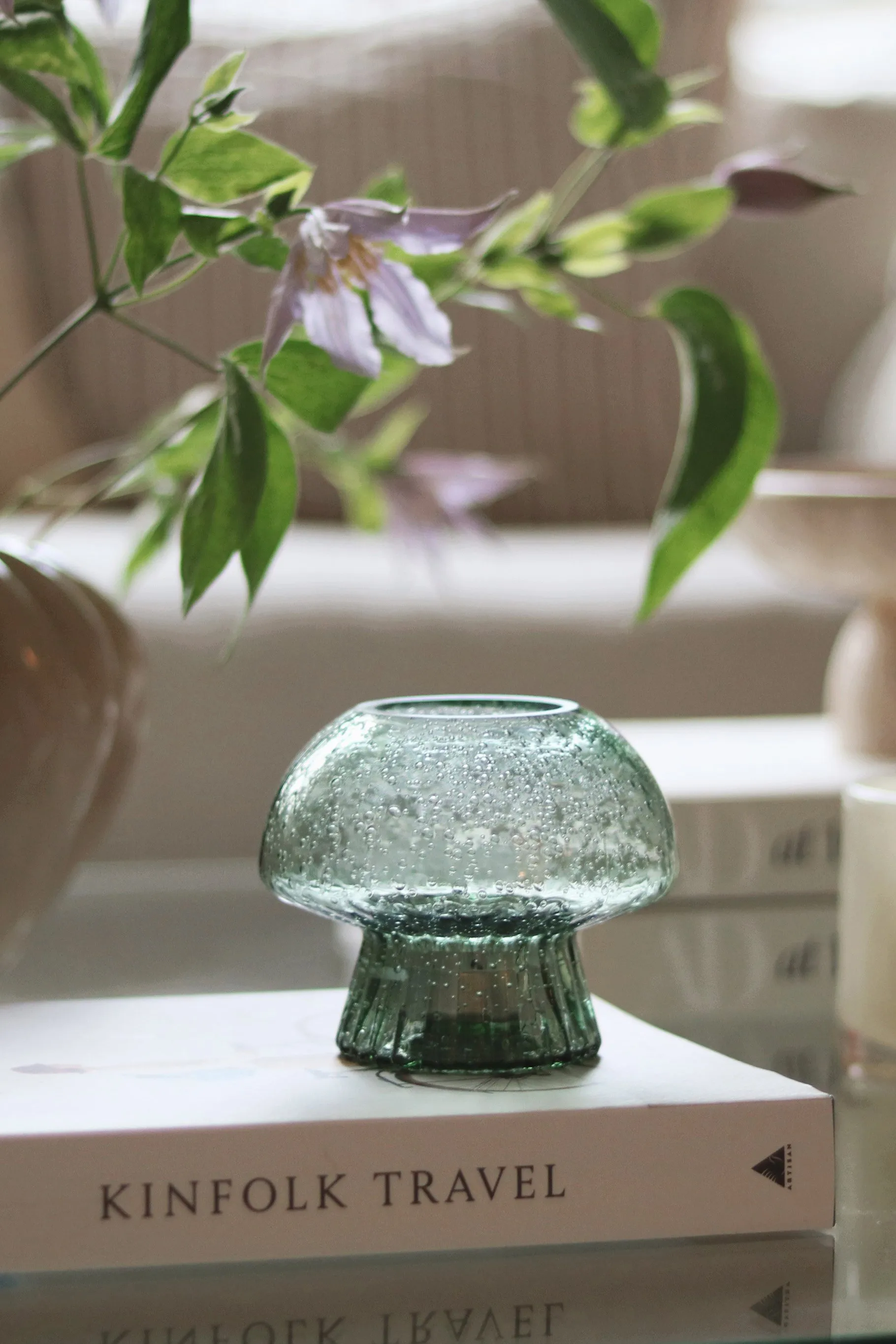 Fungo 12 fyrfadsstage Special Edition, Grøn Globen Lighting