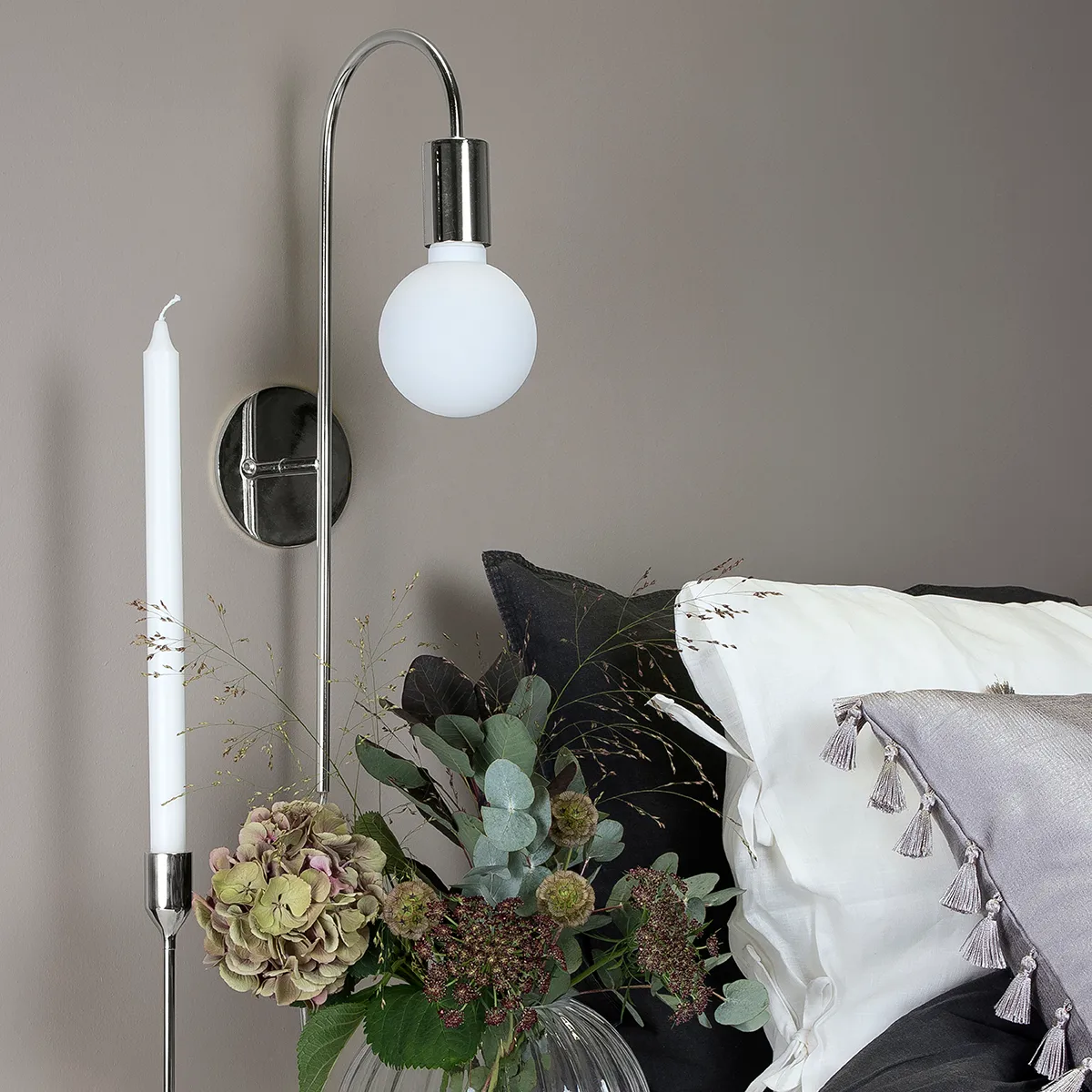 Grace væglampe, Krom Globen Lighting