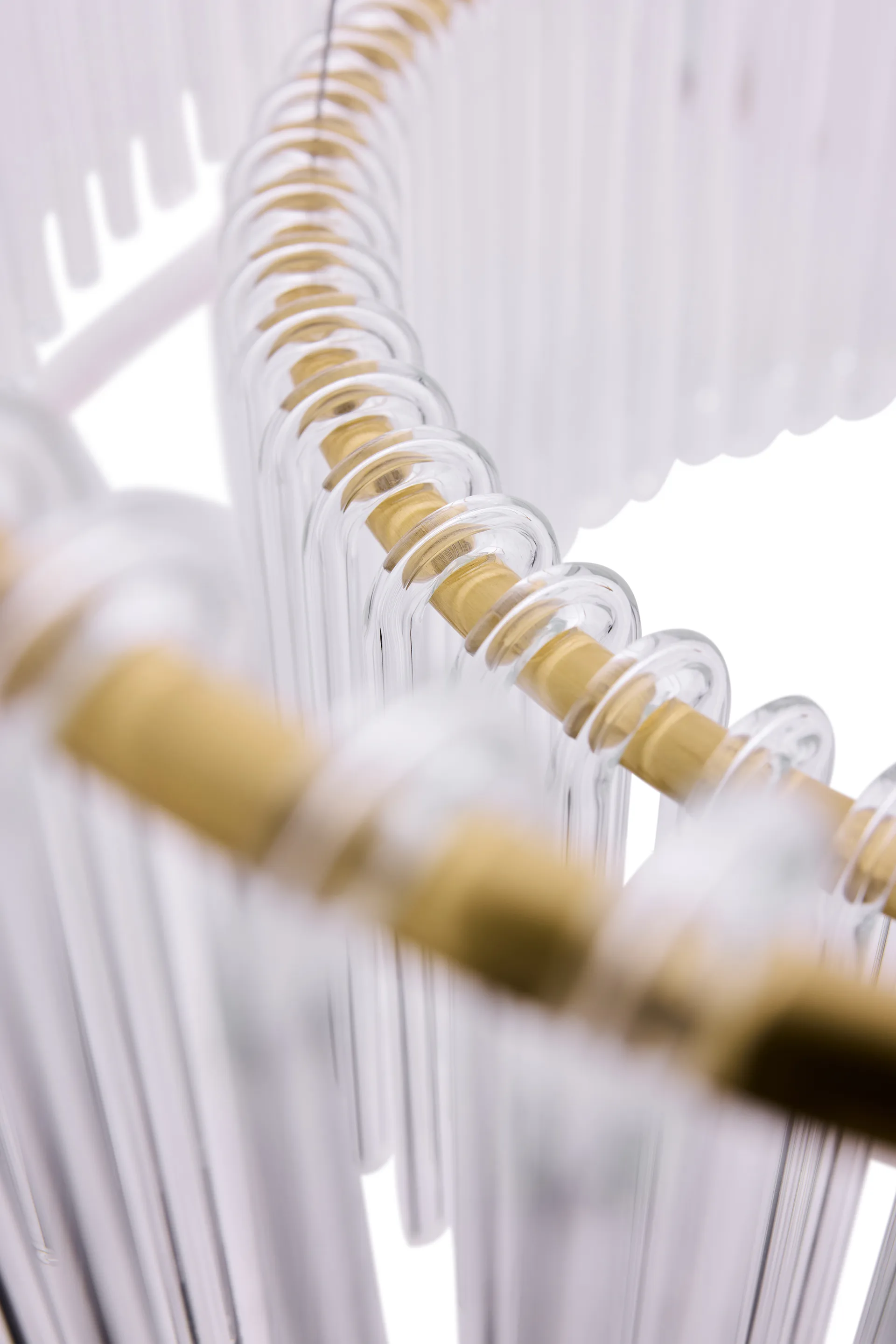 Hook 60 pendel, Klar-børstet messing Globen Lighting