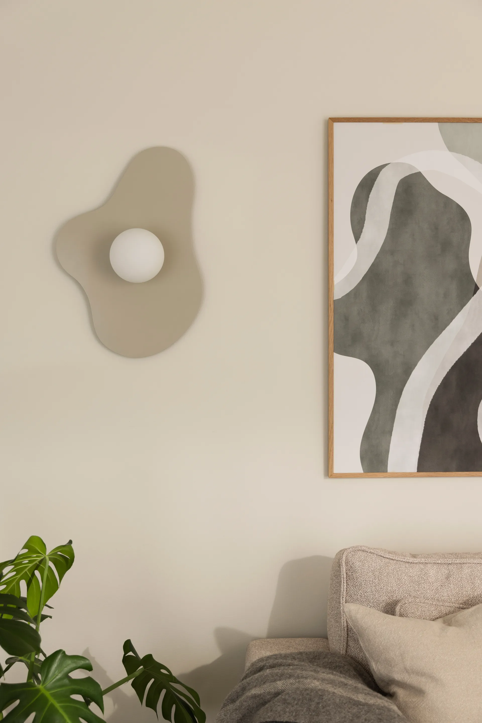 Illusion væglampe/plafond 60 cm, Beige Globen Lighting