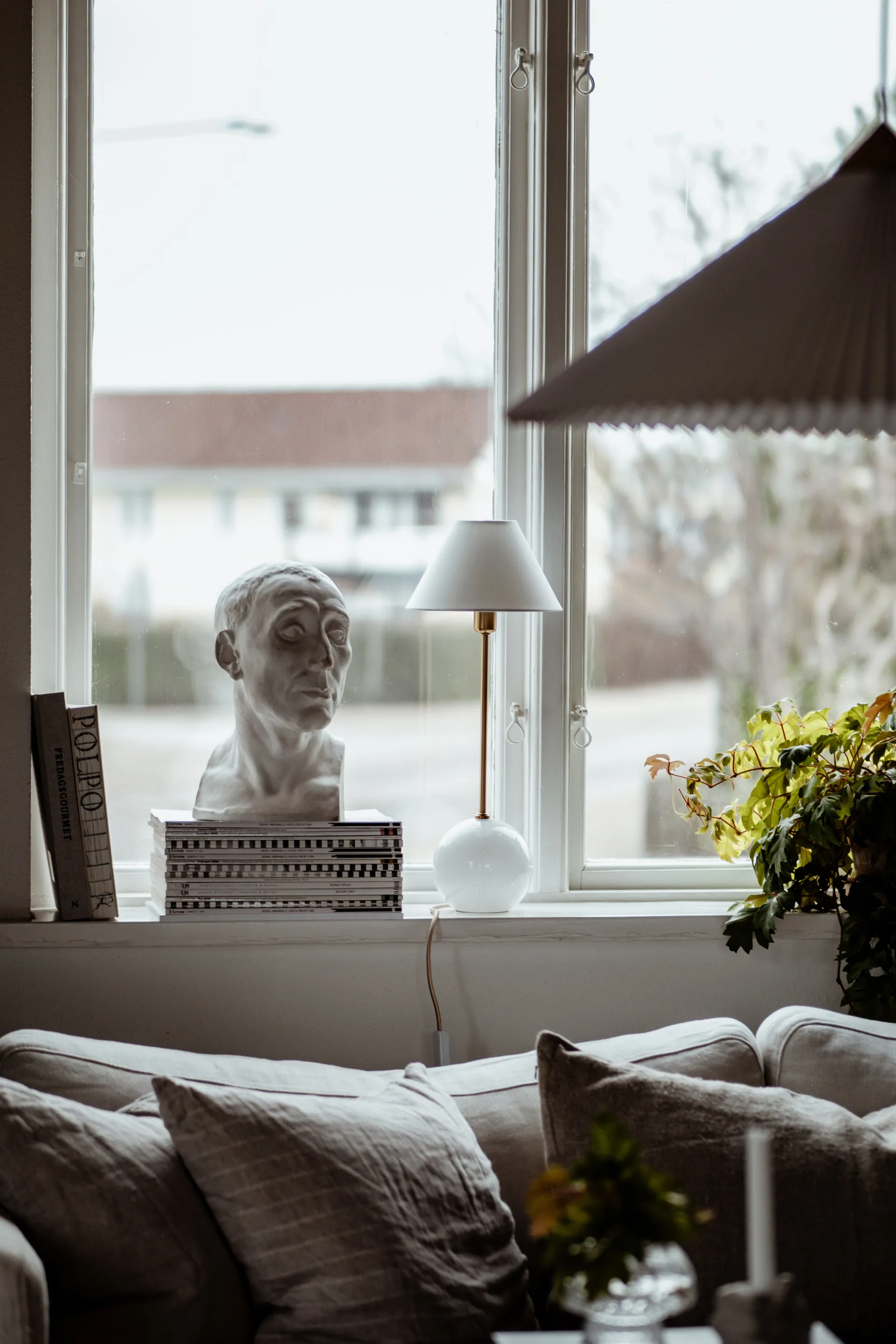 Iris 20 bordlampe, Hvid Globen Lighting