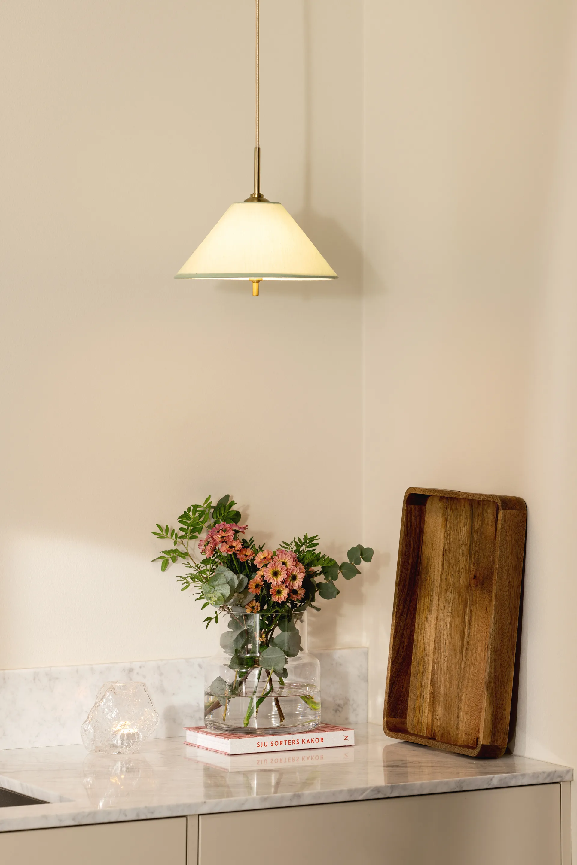 Iris pendel 25, Grøn Globen Lighting