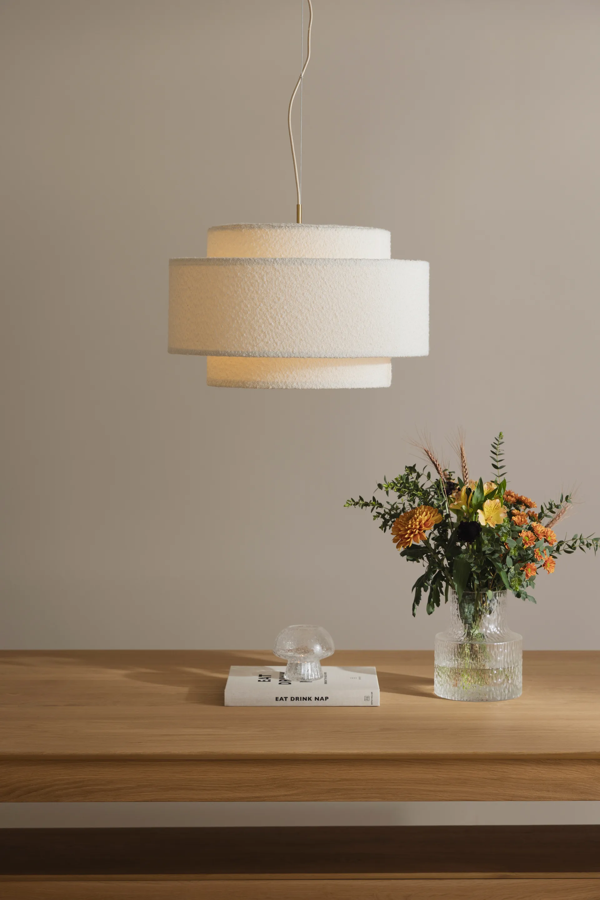 Noah pendel Ø50 cm, Bouclé hvid Globen Lighting