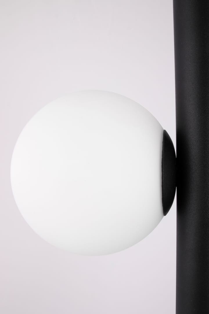 Pearl 1 pendel, Sort Globen Lighting