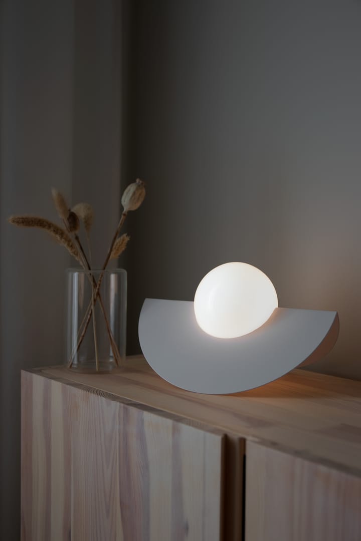 Roccia bordlampe, Hvid Globen Lighting