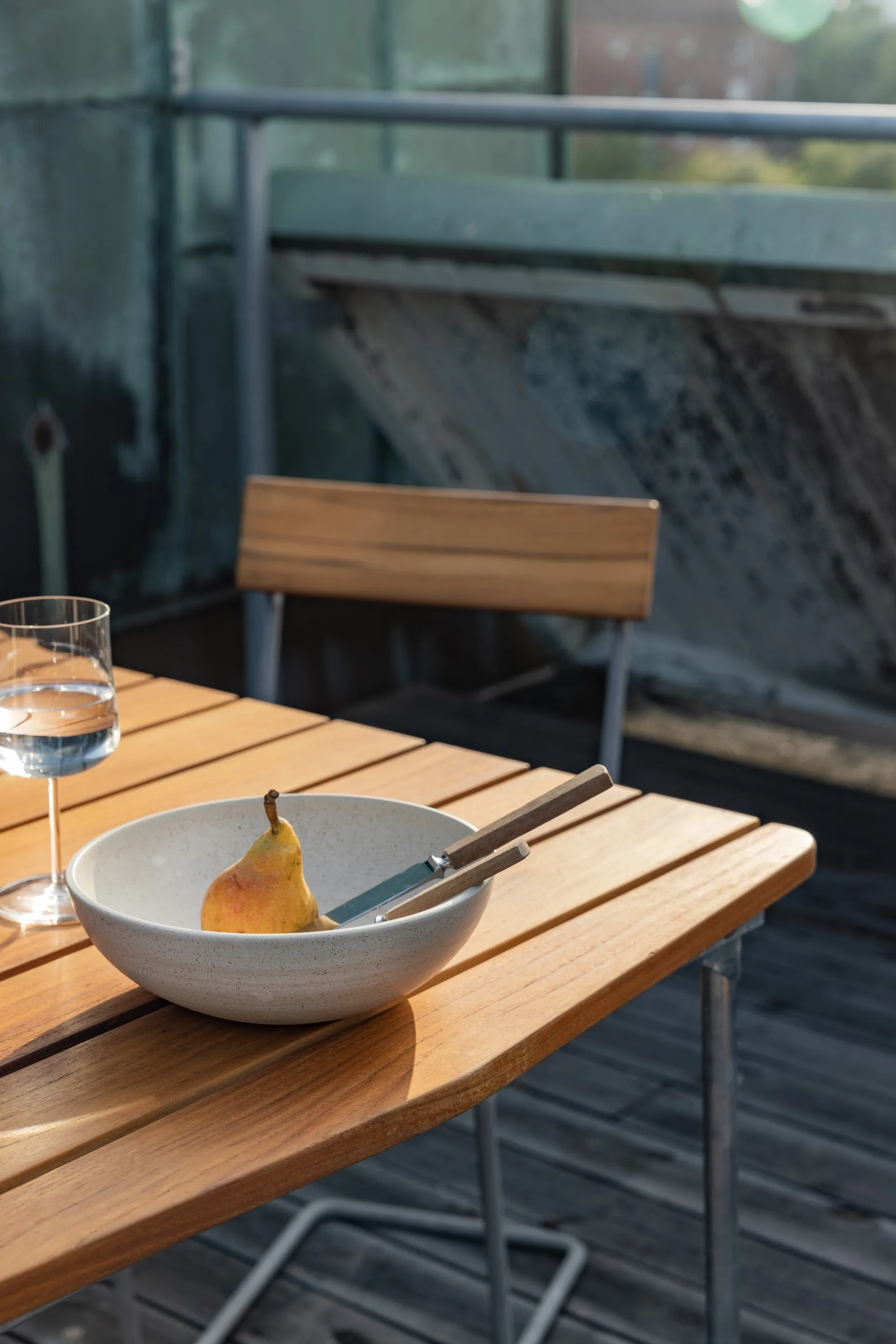 B31 spisebord, Eg olie-varmforzinket stativ Grythyttan Stålmöbler