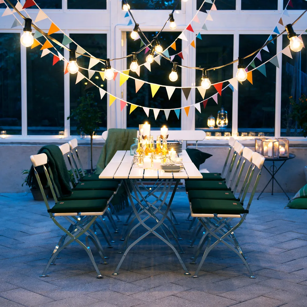 Bryggeri bord, Hvid lak eg-varmforzinket Grythyttan Stålmöbler