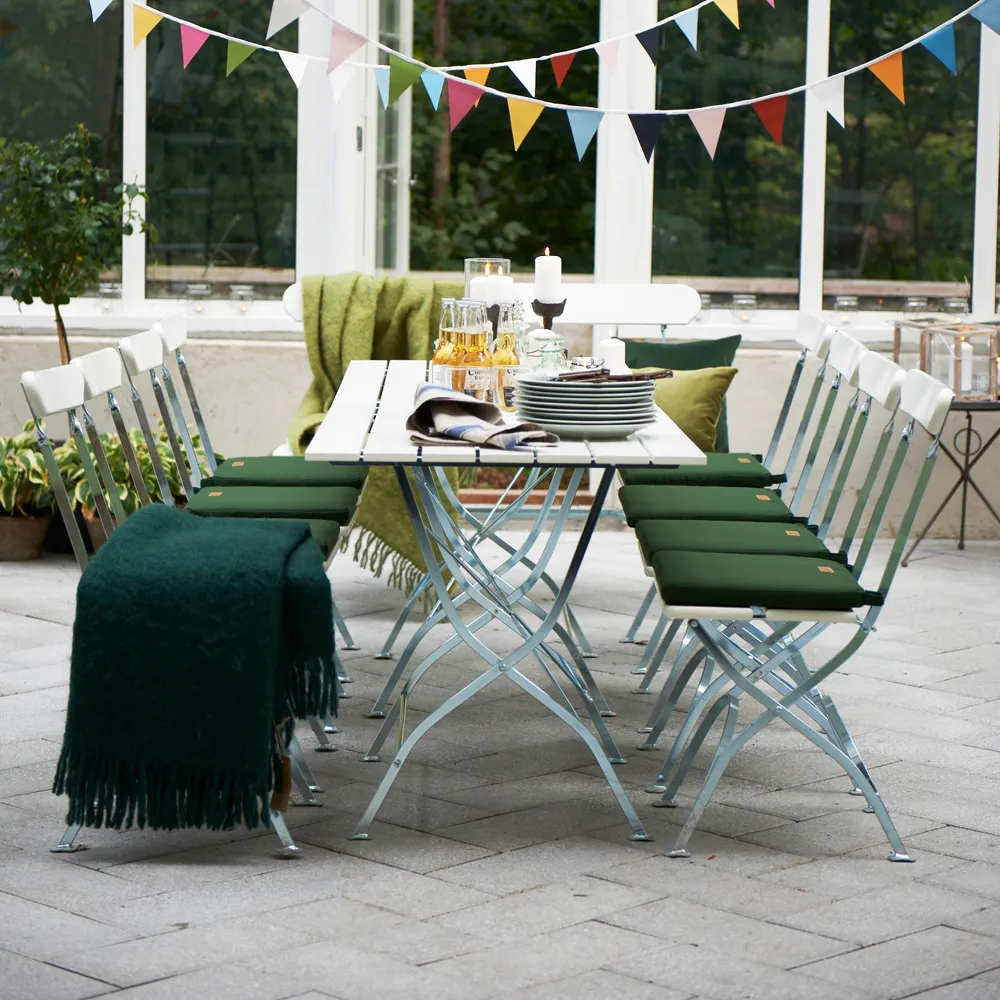 Bryggeri bord, Hvid lak eg-varmforzinket Grythyttan Stålmöbler