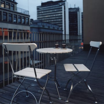 Bryggeri trefodsbord - Hvid lak eg-varmforzinket - Grythyttan Stålmöbler