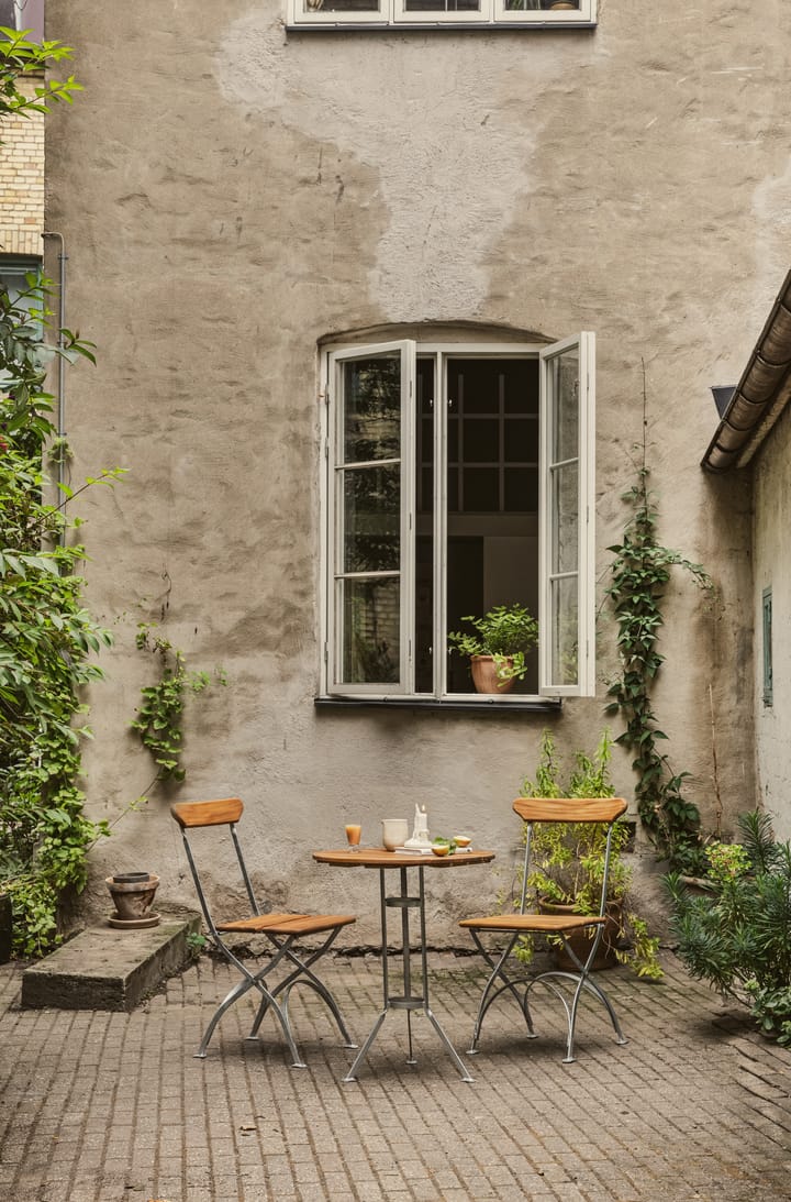 Bryggeri trefodsbord, Teak-varmforzinket stativ Grythyttan Stålmöbler