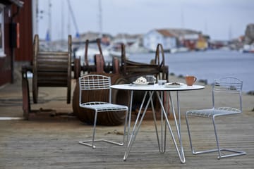 High Tech bord, ø90 cm - Hvid-varmforzinket stativ - Grythyttan Stålmöbler