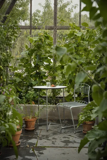 High Tech bord - Hvid-varmforzinket stativ, Ø60 cm - Grythyttan Stålmöbler