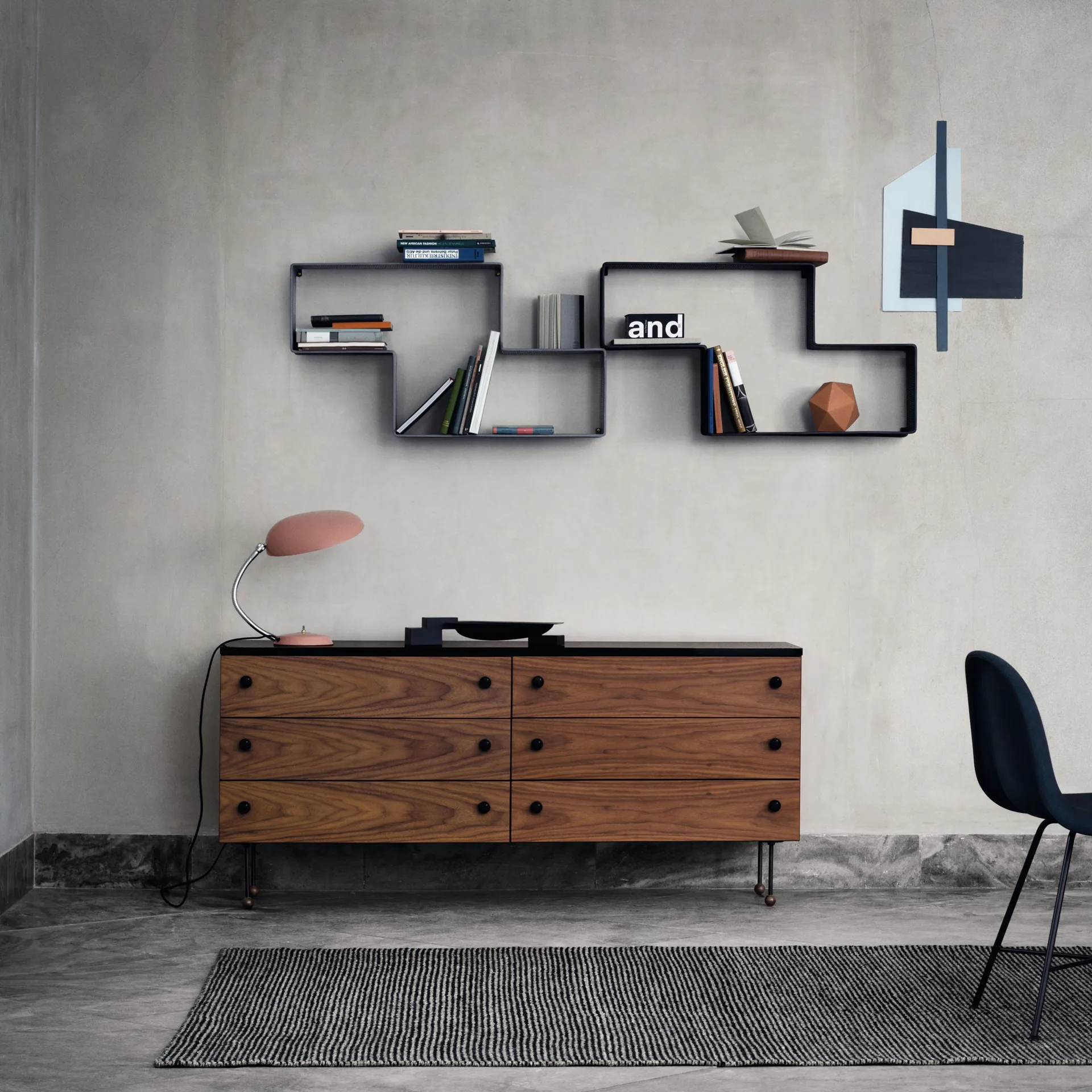 62 Dresser kommode, american walnut, 3 skuffer GUBI