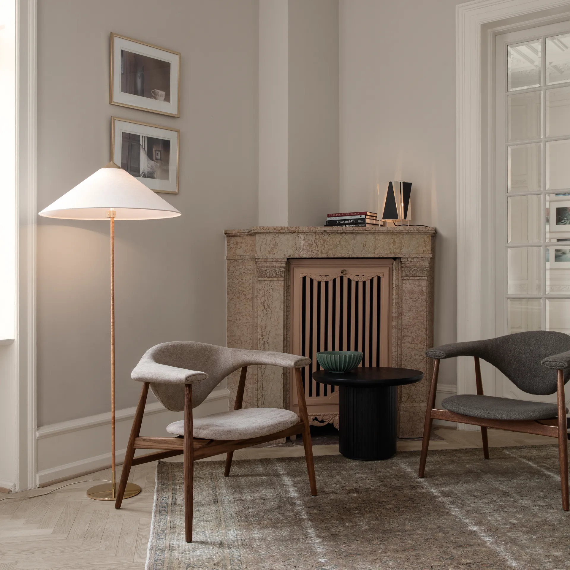 9602 gulvlampe, Messing/Canvas GUBI