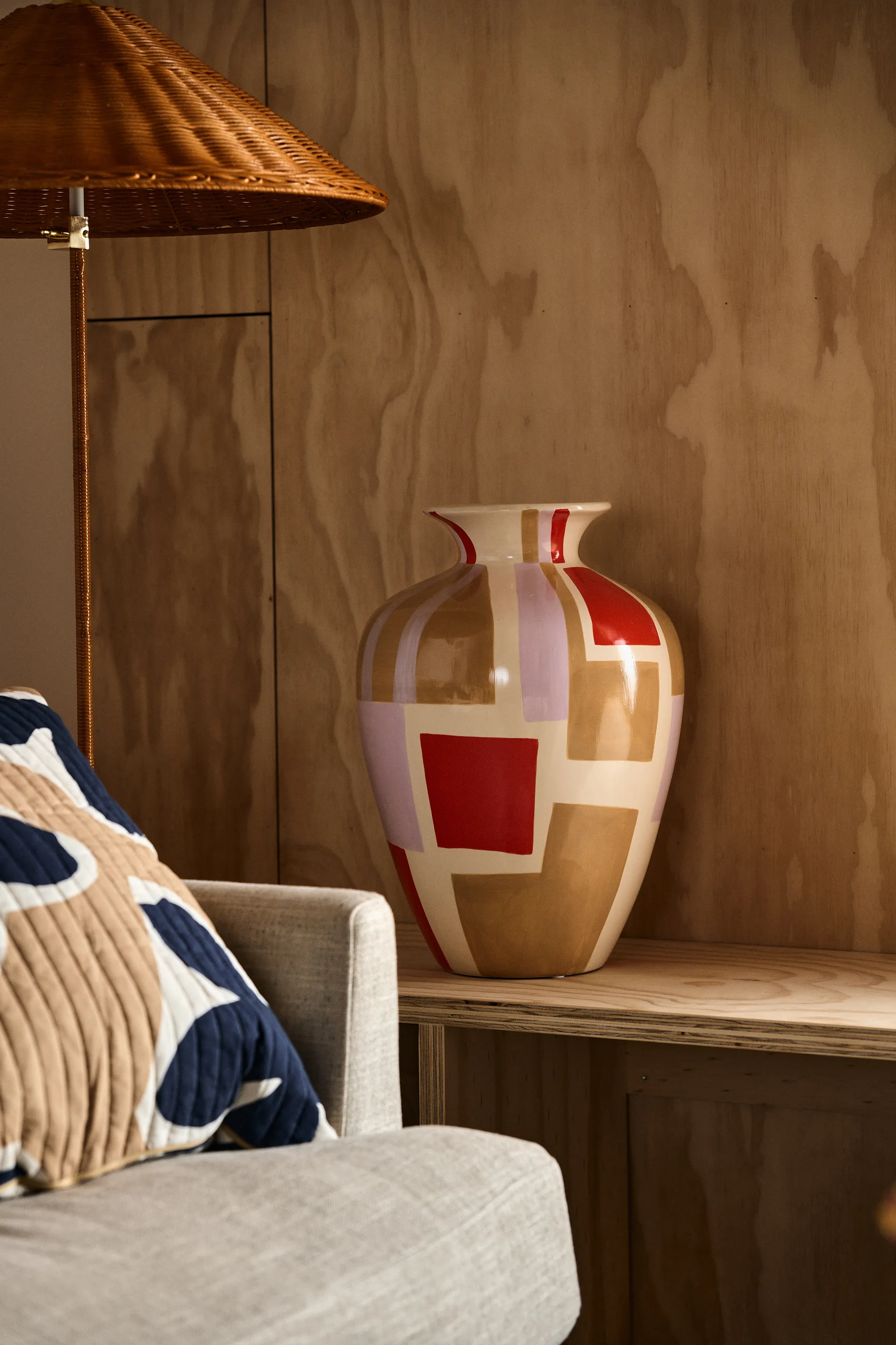 9602 gulvlampe, Messing/Wicker willow GUBI