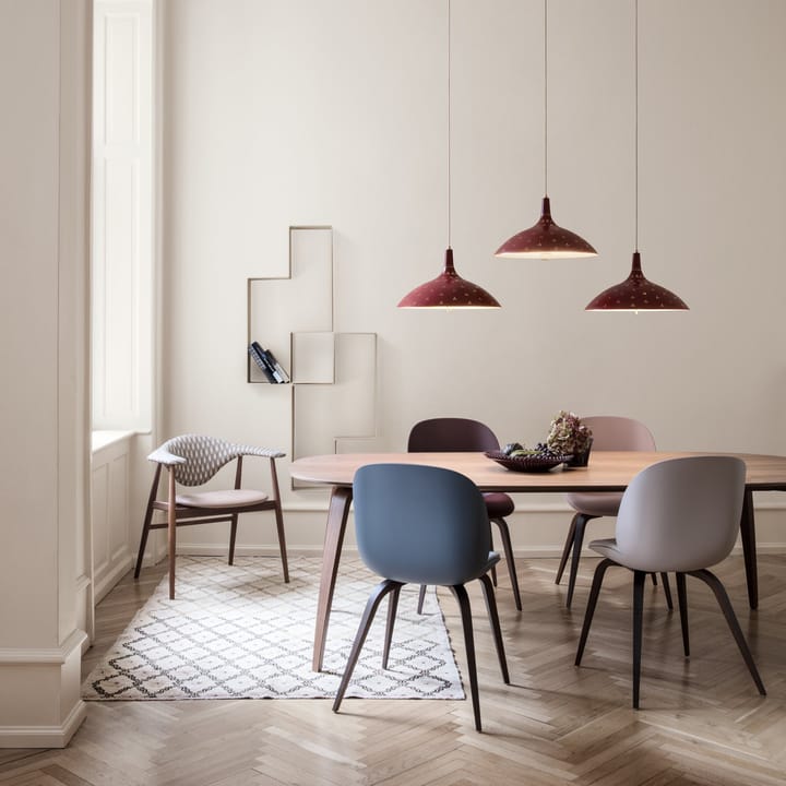 Beetle stol plast sorte træben, sweet pink GUBI