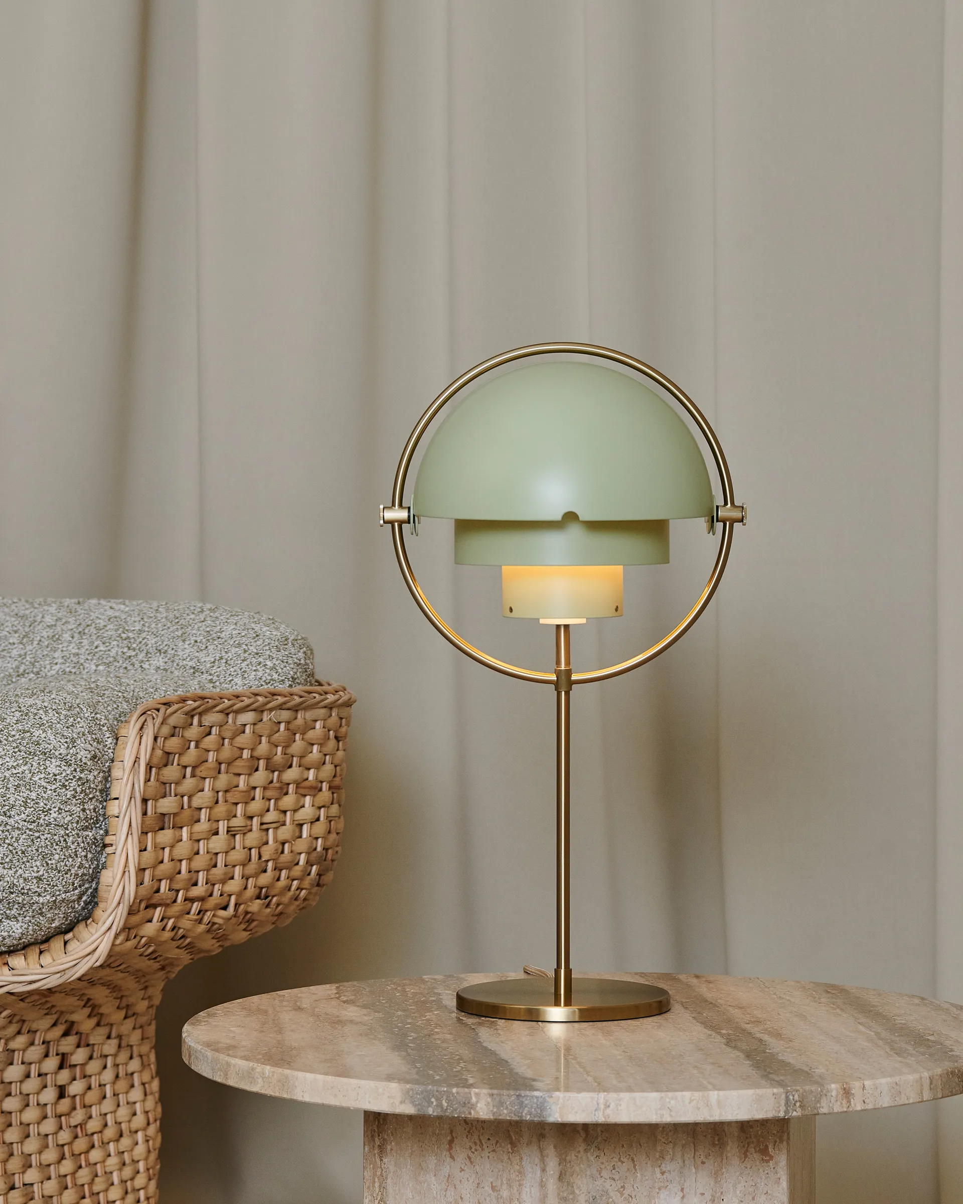 Multi-Lite bordlampe, Brass/Desert sage GUBI