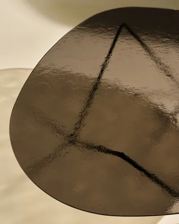 Pedrera sofabord - Sort semimat-strukturglas bronze - GUBI