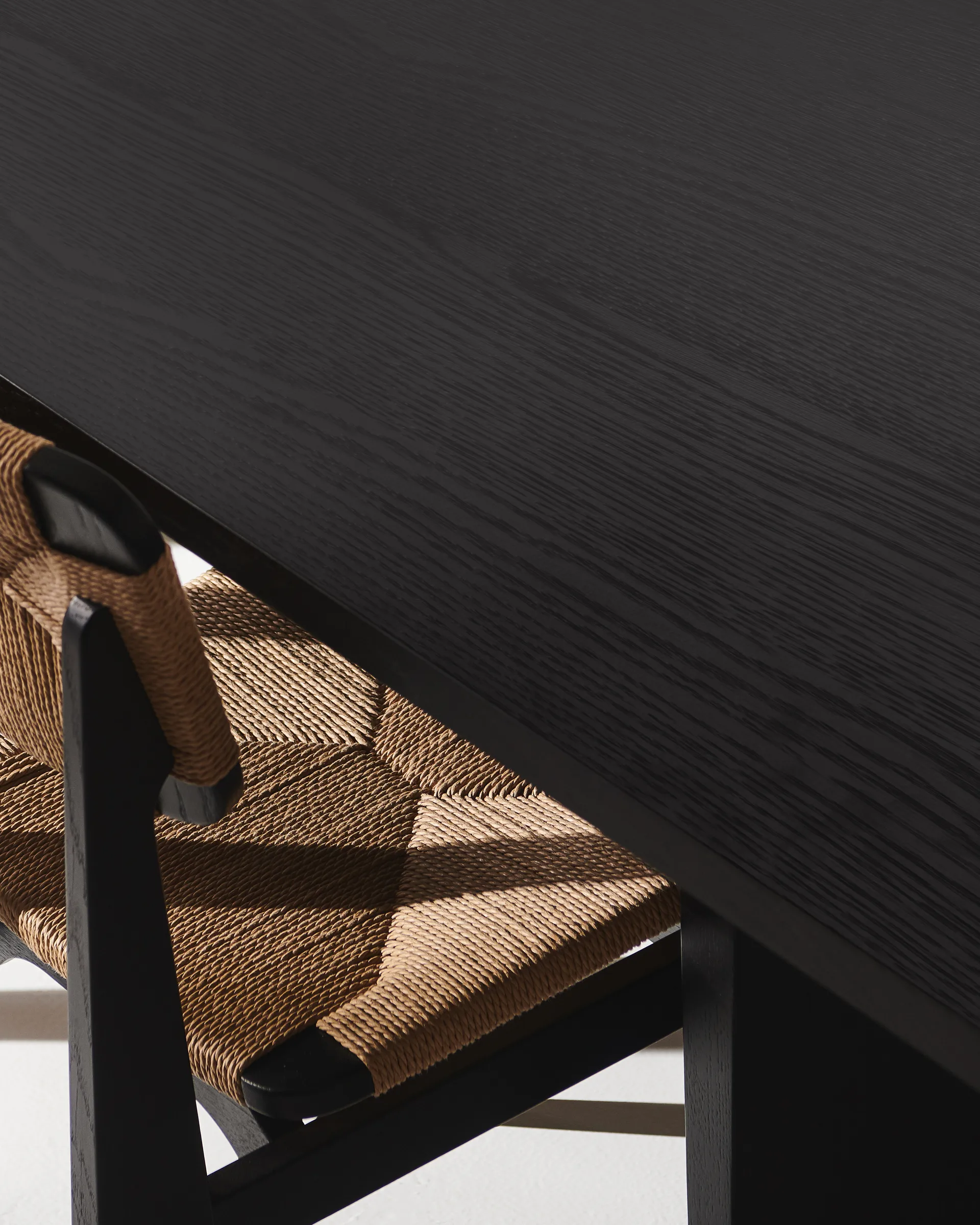 Private spisebord 100x260 cm, Brun/Sortbejdset eg GUBI