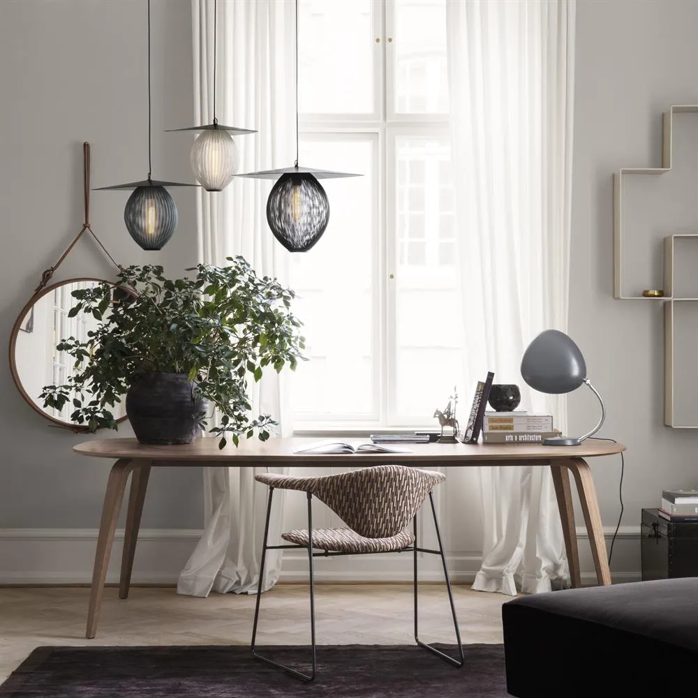Satellite loftlampe large, midnight black (sort) GUBI