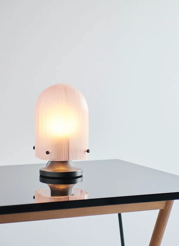 Seine bordlampe Ø17,2x26,2 cm - Brass/Coral - Gubi