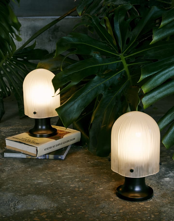 Seine Portable Lamp bordlampe, Antique brass/White GUBI