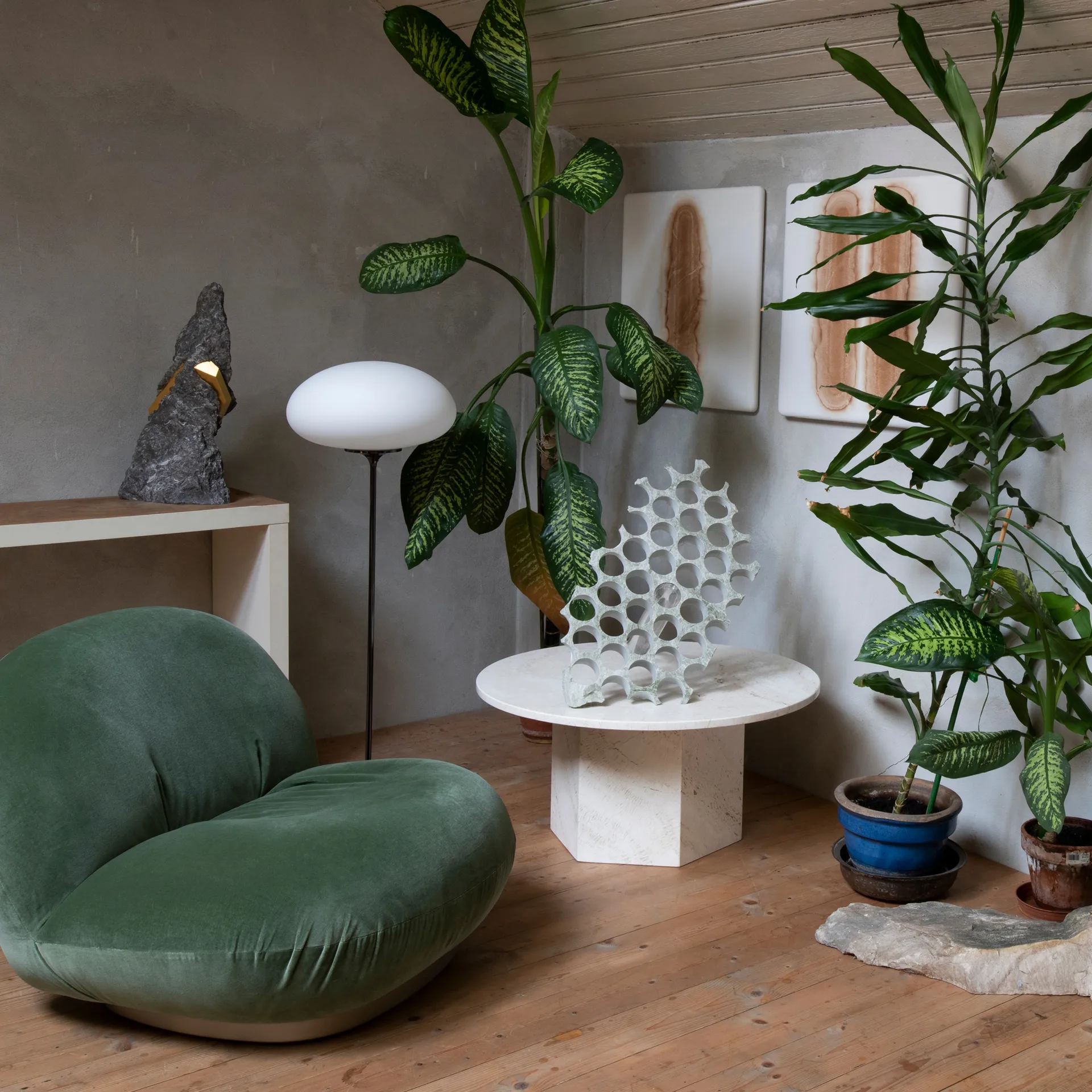 Stemlite gulvlampe 110 cm, Black Chrome GUBI