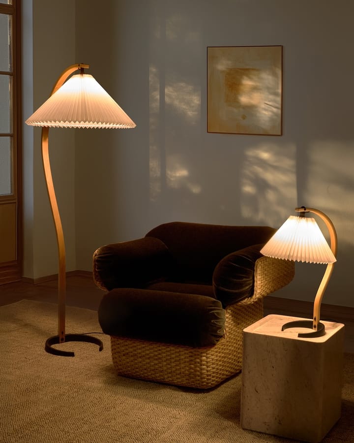 Timberline bordlampe, Oak-birch-white GUBI