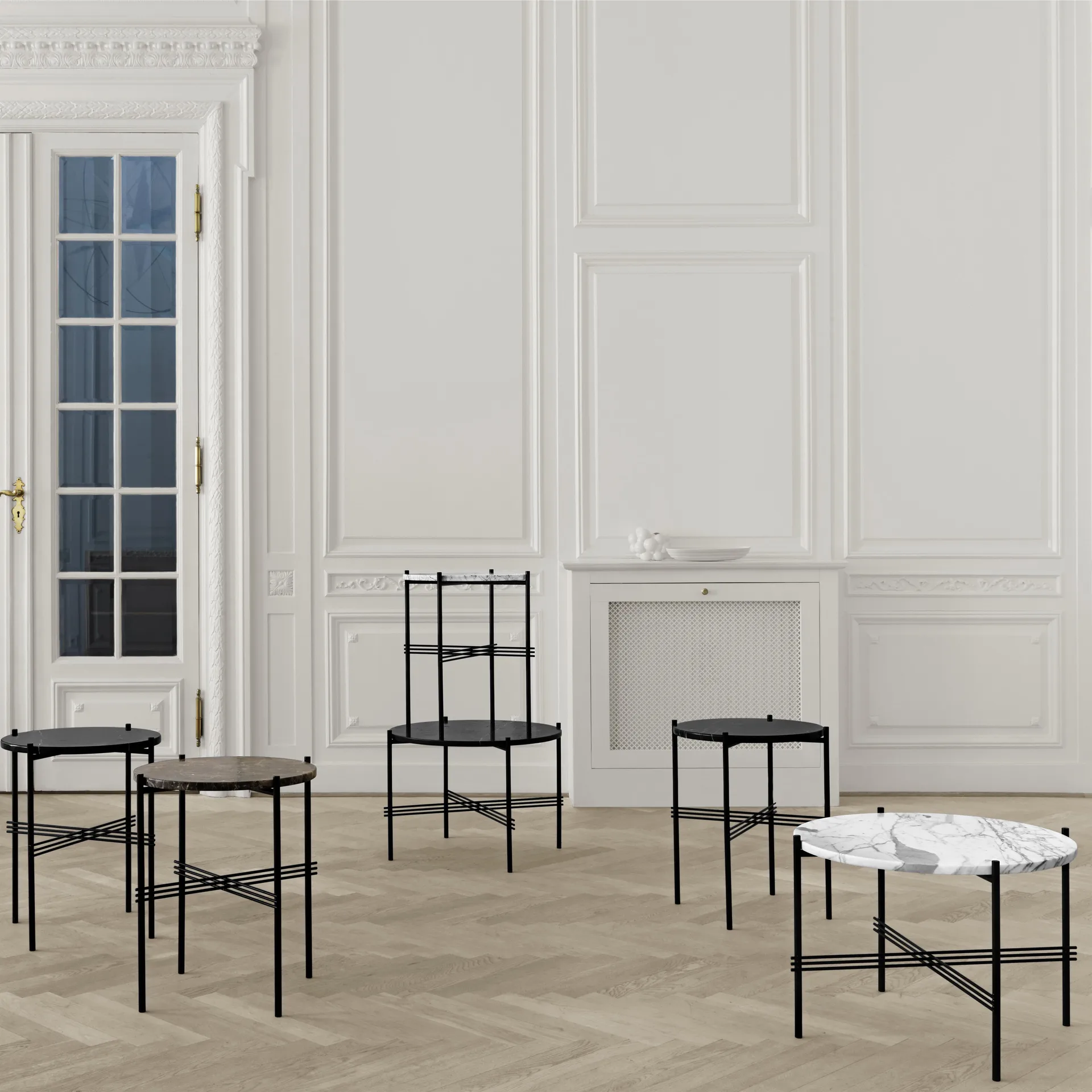 TS sofabord sorte ben Ø 55 cm, sort marmor GUBI