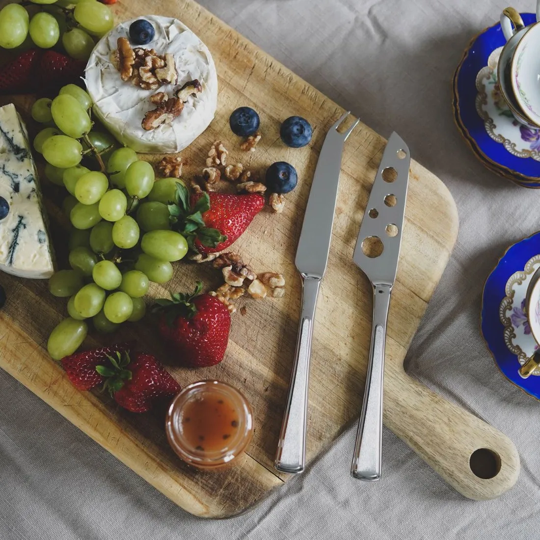 Ramona ostekniv 2 dele, Rustfrit stål Hardanger Bestikk