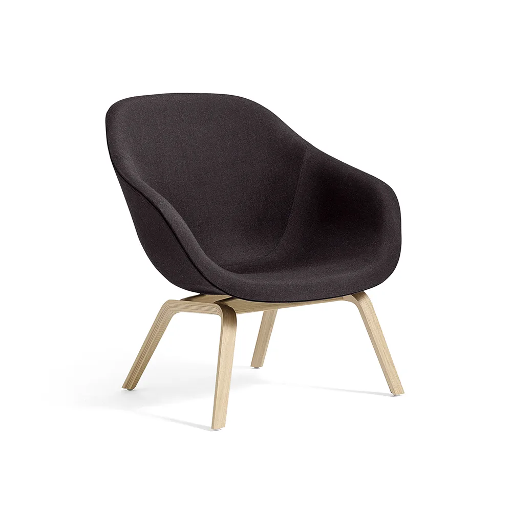 About a Lounge 83 loungestol, Stof black dark brown melange-sæbebehandlet egestel HAY