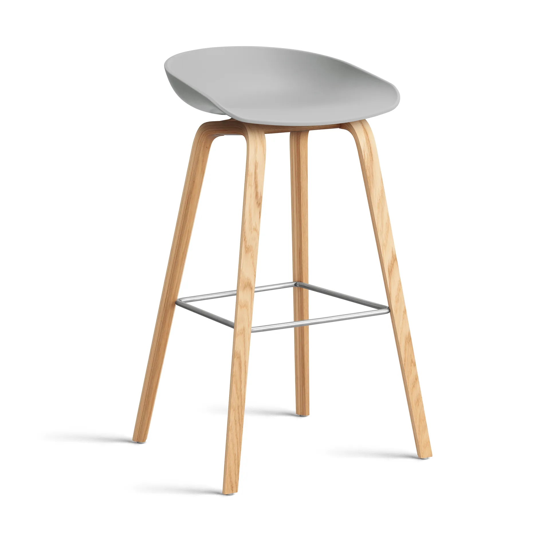 About a Stool 32 High barstol lakeret egestel 2.0, Concrete grey-rustfrit stålstøtte HAY