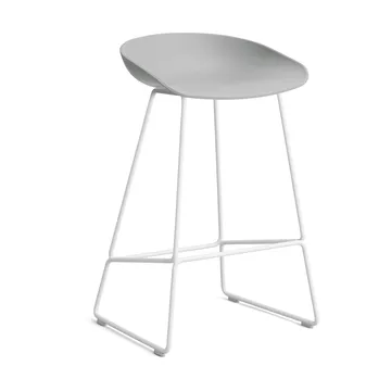 About a Stool 38 Low barstol 2.0 - Concrete grey-hvidt stålstel - HAY