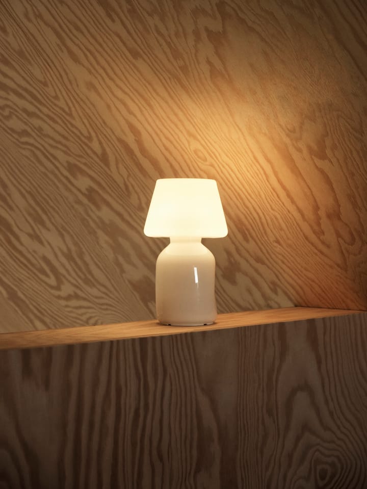 Apollo Portable bordlampe, Hvid HAY