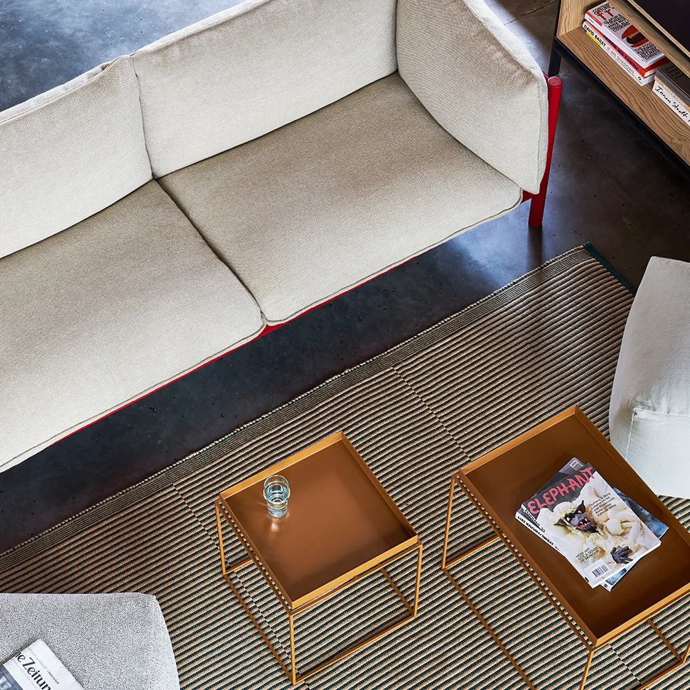 Arbour ECO 2-personers sofa, Stof vidar 472 mustard-voksolieret egestel HAY