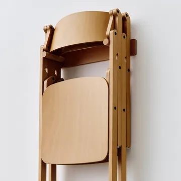Backflip Chair vægbeslag til stol - Golden lakeret bøg - HAY