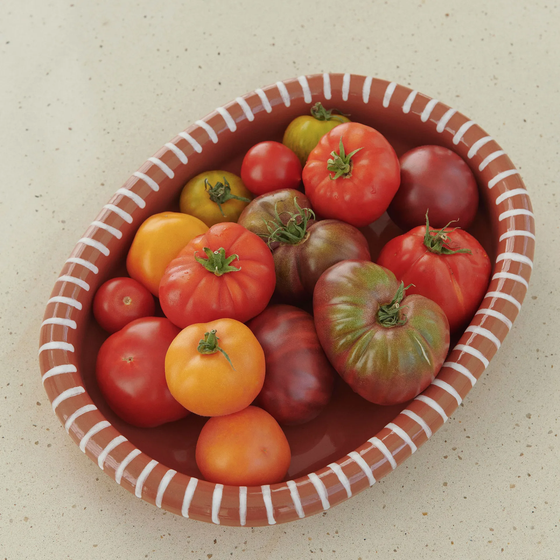 Barro ovalt serveringsfad, Natural with stripes, large 27x36 cm HAY