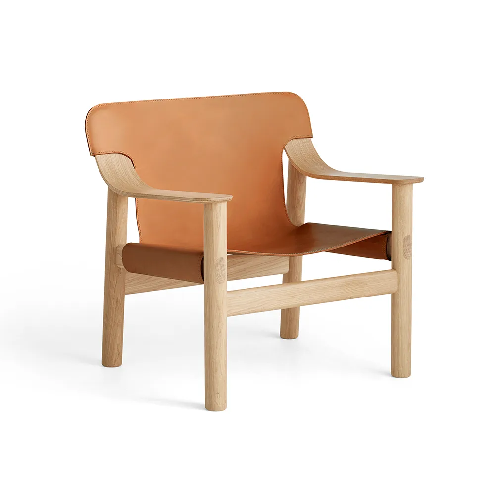 Bernard lænestol, læder brandy, vandlakkeret egestel HAY