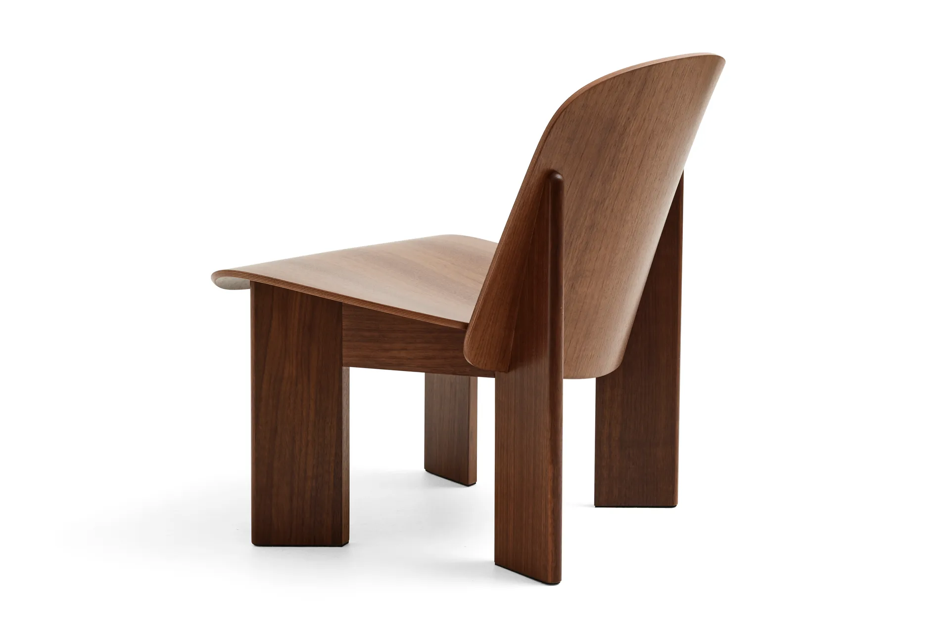 Chisel lounge chair, Lakeret valnød HAY