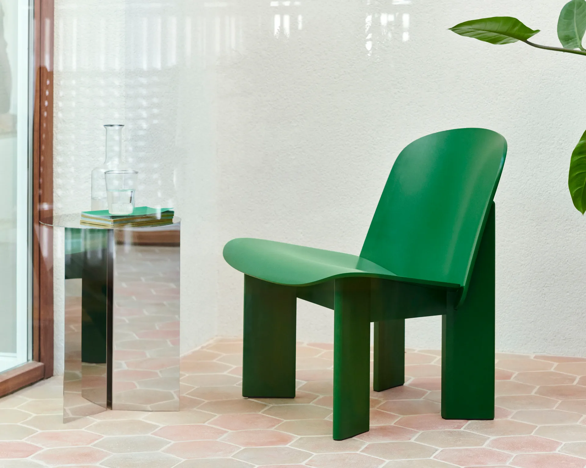 Chisel lounge chair, Lush green lakeret bøg HAY