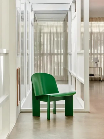 Chisel lounge chair - Lush green lakeret bøg - HAY