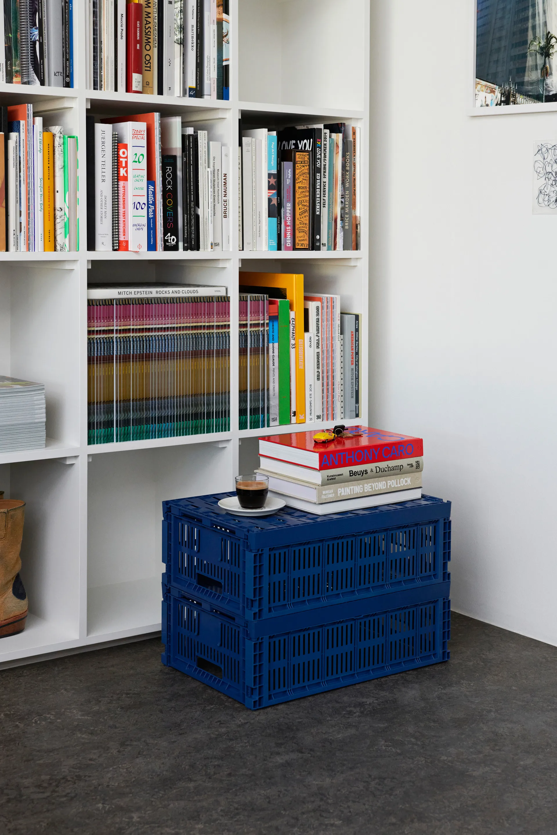 Colour Crate L 34,5x53 cm, Dark blue HAY