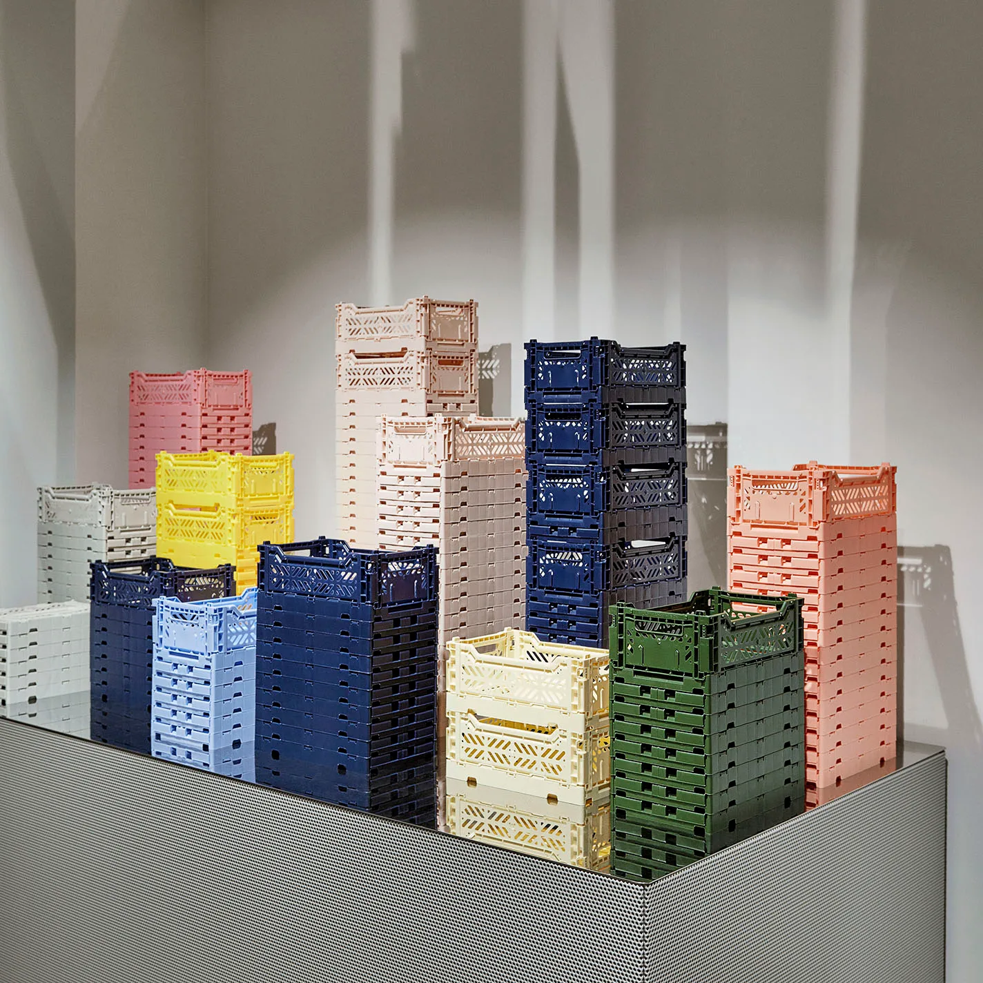 Colour Crate S 17x26,5 cm, Light grey HAY