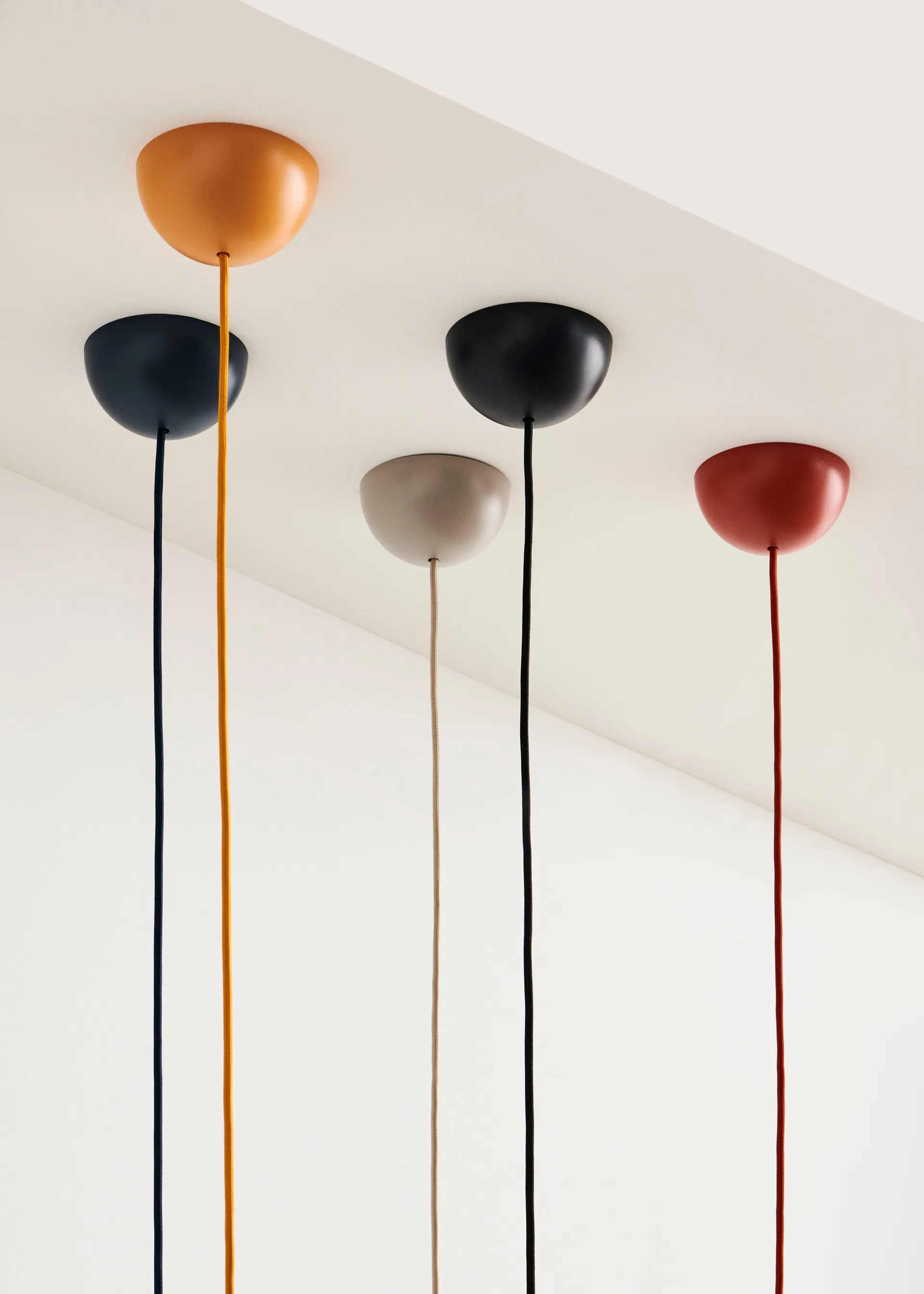 Common Pendant Cord setpendel Ø12 cm, Soft black HAY