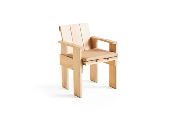 Crate Dining Chair stol med armlæn - Water-based lacquered pinewood - HAY