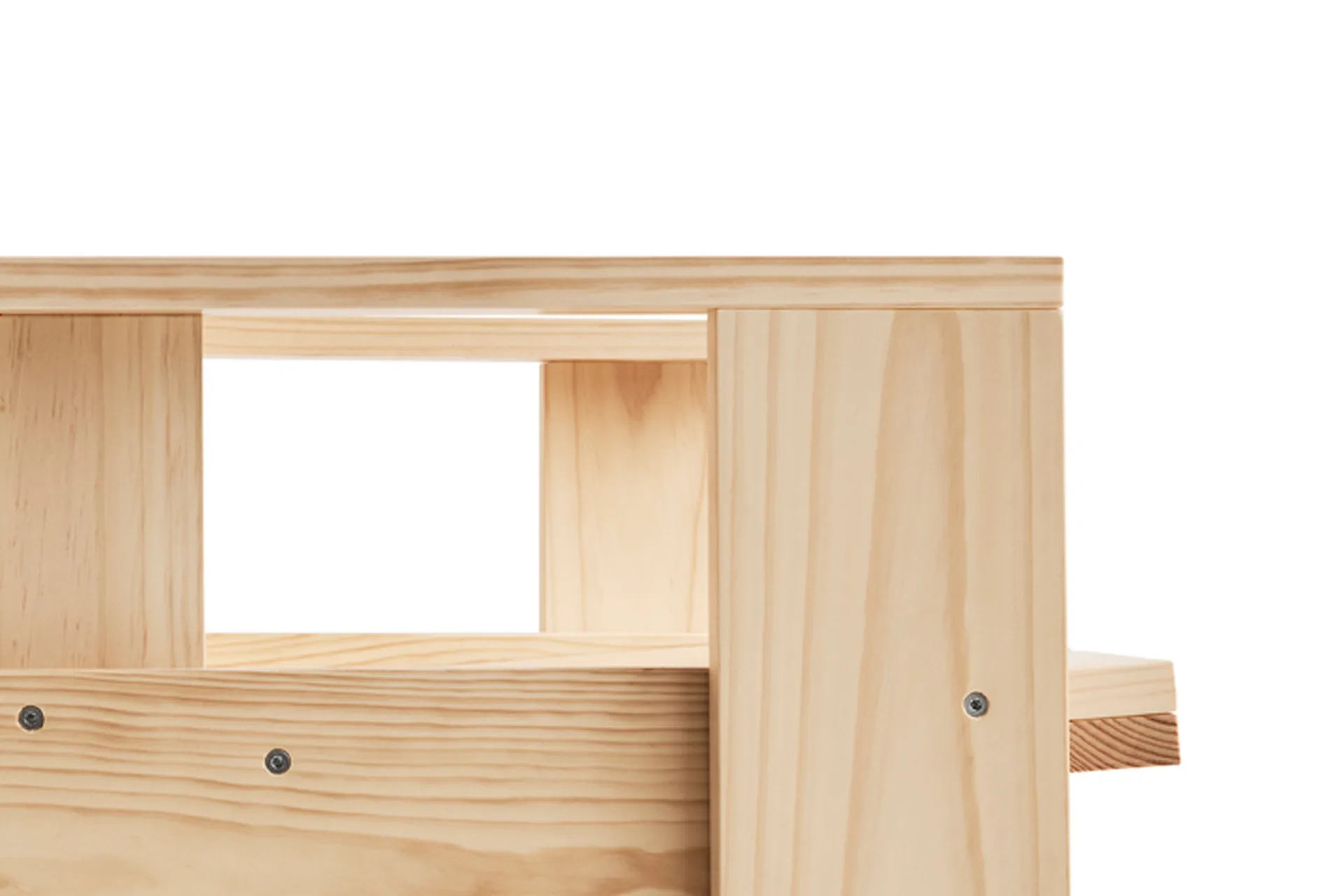 Crate Dining Chair stol med armlæn, Water-based lacquered pinewood HAY