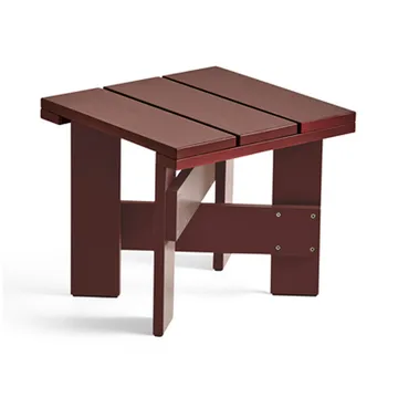 Crate Low Table bord 45x45x40 cm lakeret fyrretræ - Iron red - HAY